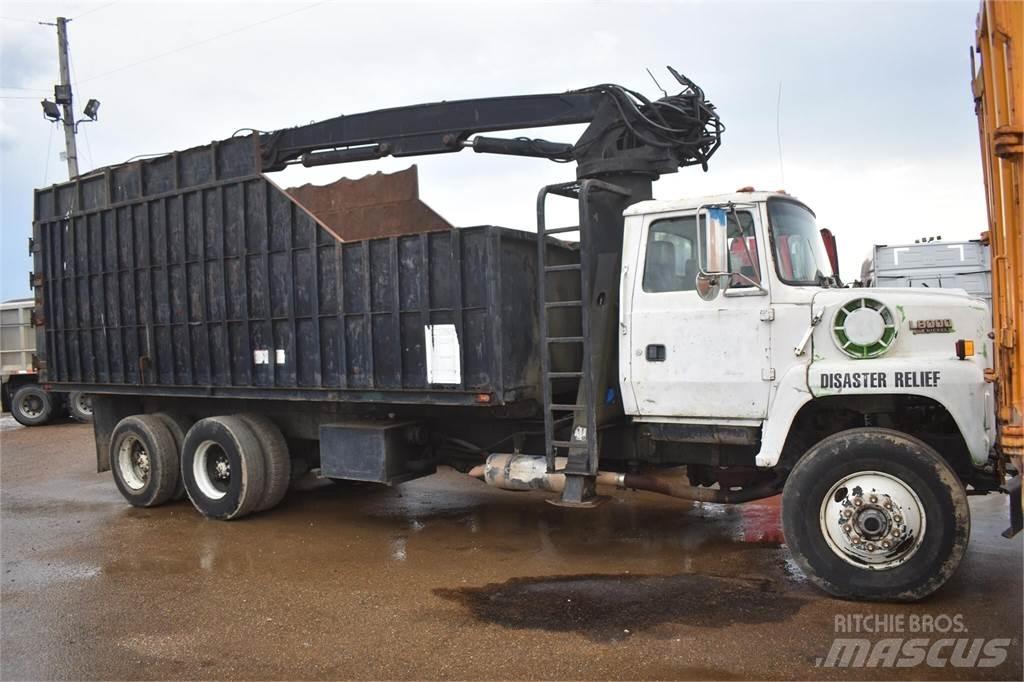 Ford L8000 Автокрани
