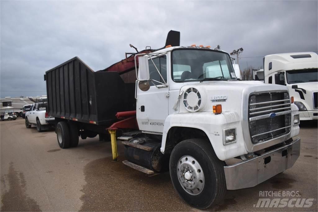Ford L8000 Автокрани