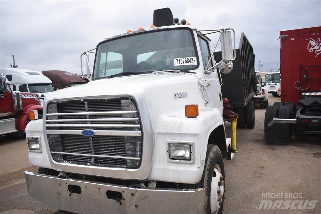 Ford L8000 Автокрани