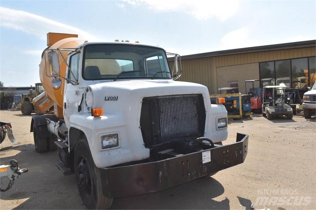 Ford LN7000 Бетономішалки (Автобетонозмішувачі)