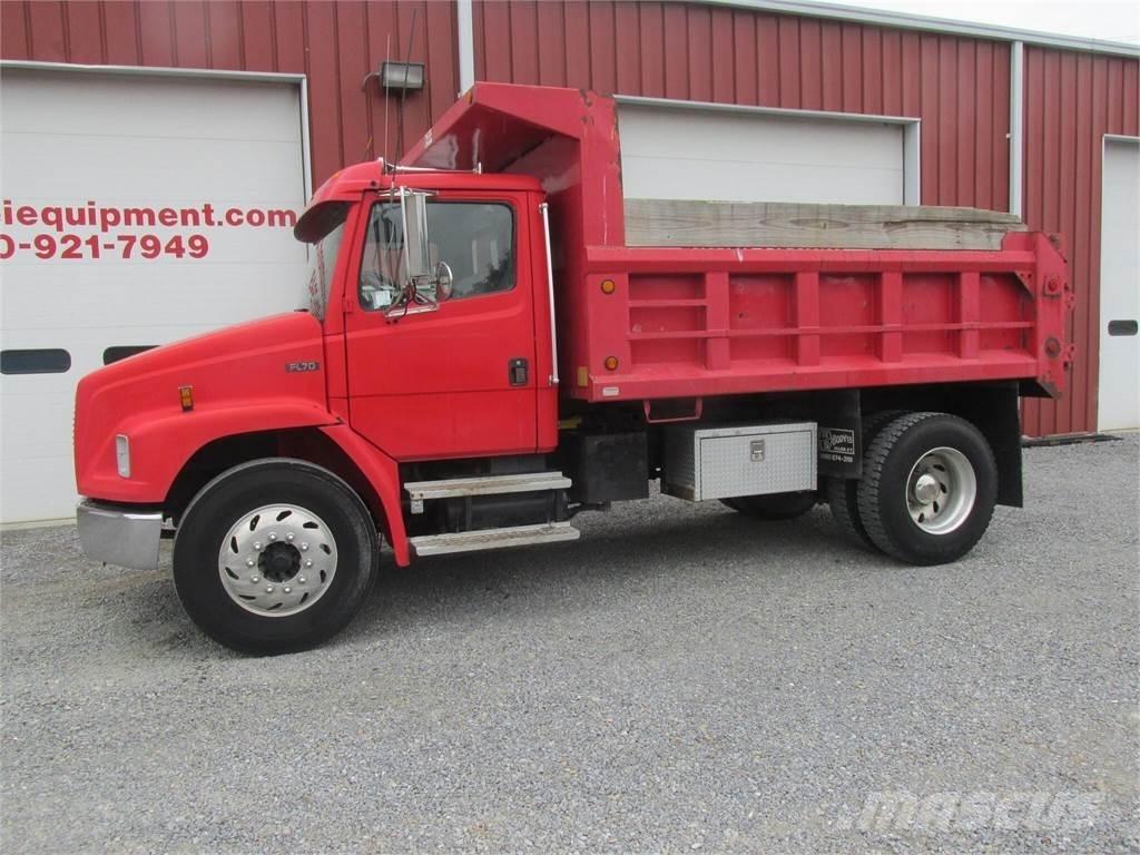 Freightliner FL70 Самоскиди