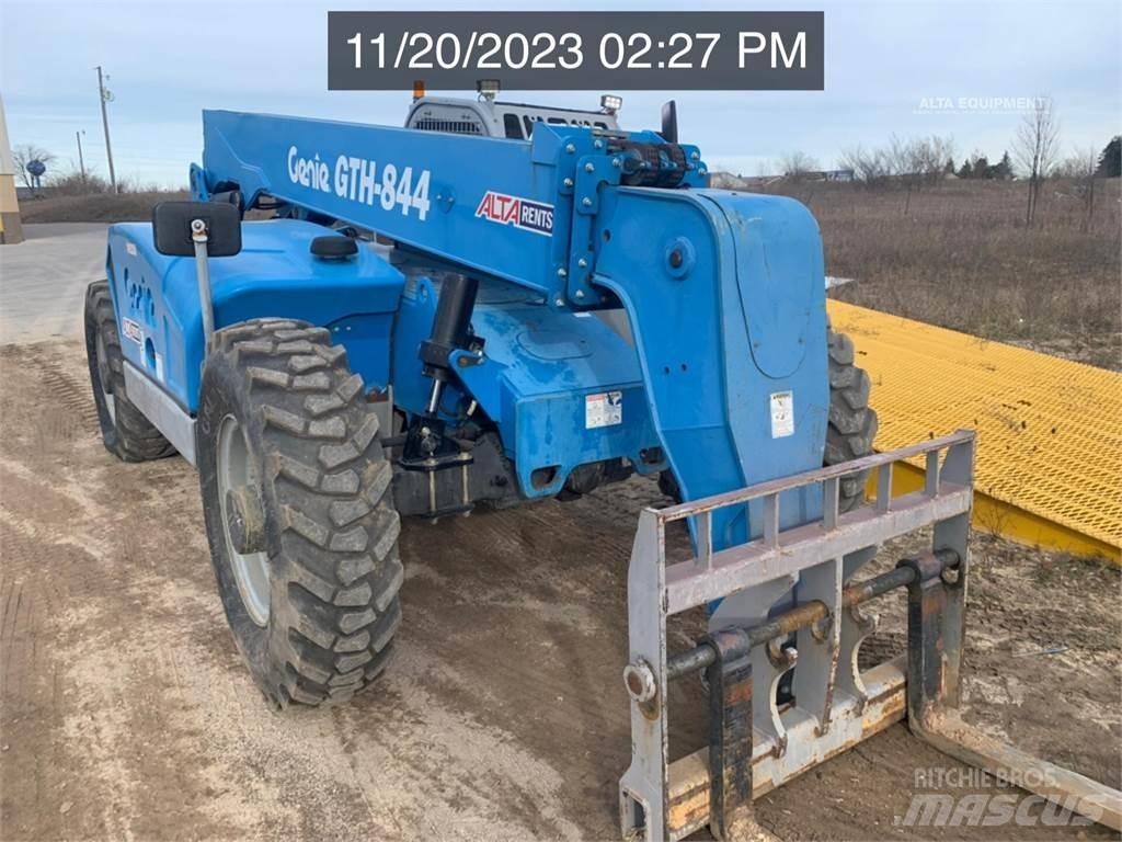 Genie GTH844 Телескопічні навантажувачі
