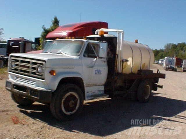 GMC TOPKICK C6500 Вантажівки-цистерни