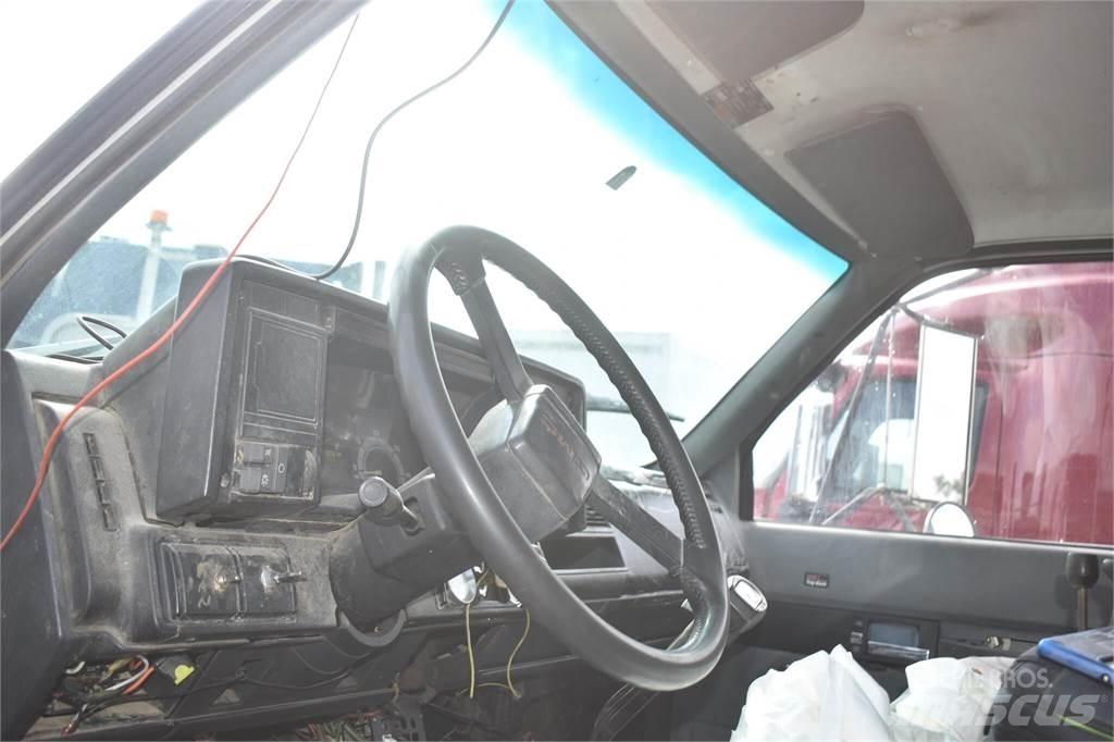 GMC TOPKICK C8500 Самоскиди