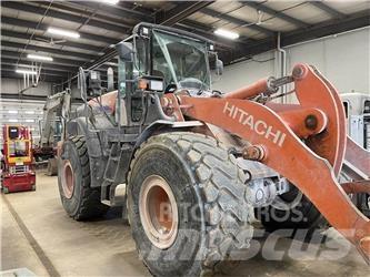 Hitachi ZW250-6 Фронтальні навантажувачі