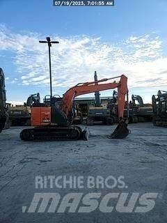 Hitachi ZX135US-6 Гусеничні екскаватори