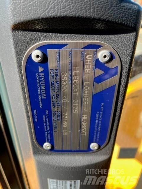 Hyundai HL965XT Фронтальні навантажувачі