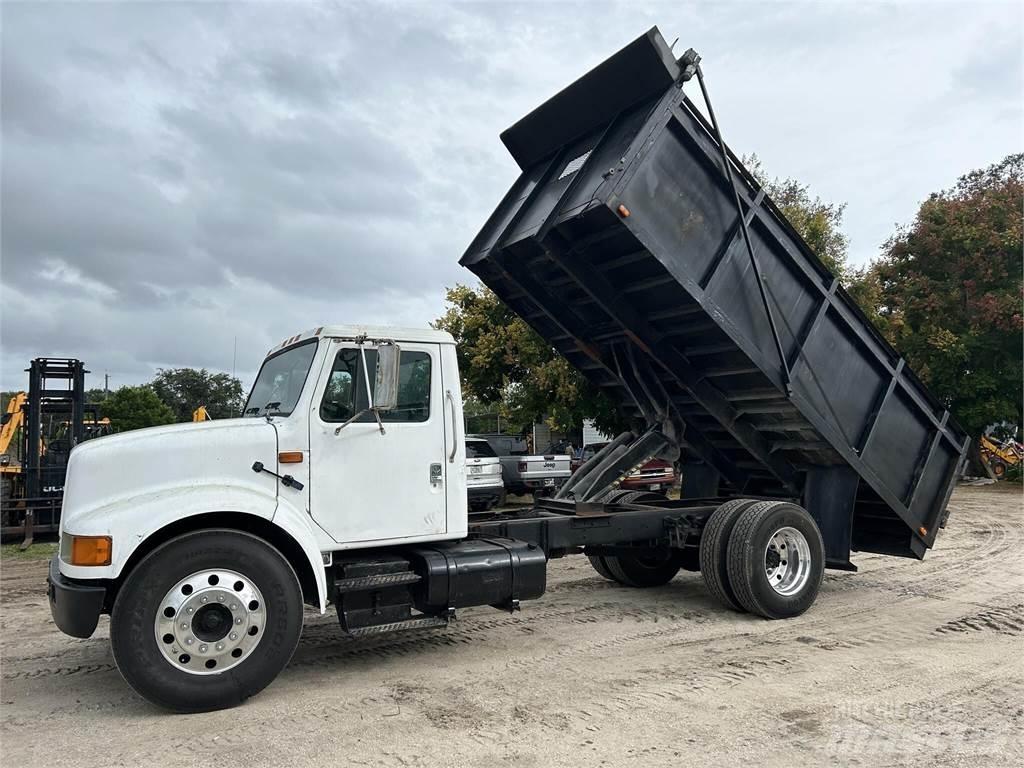 International 4700 Самоскиди