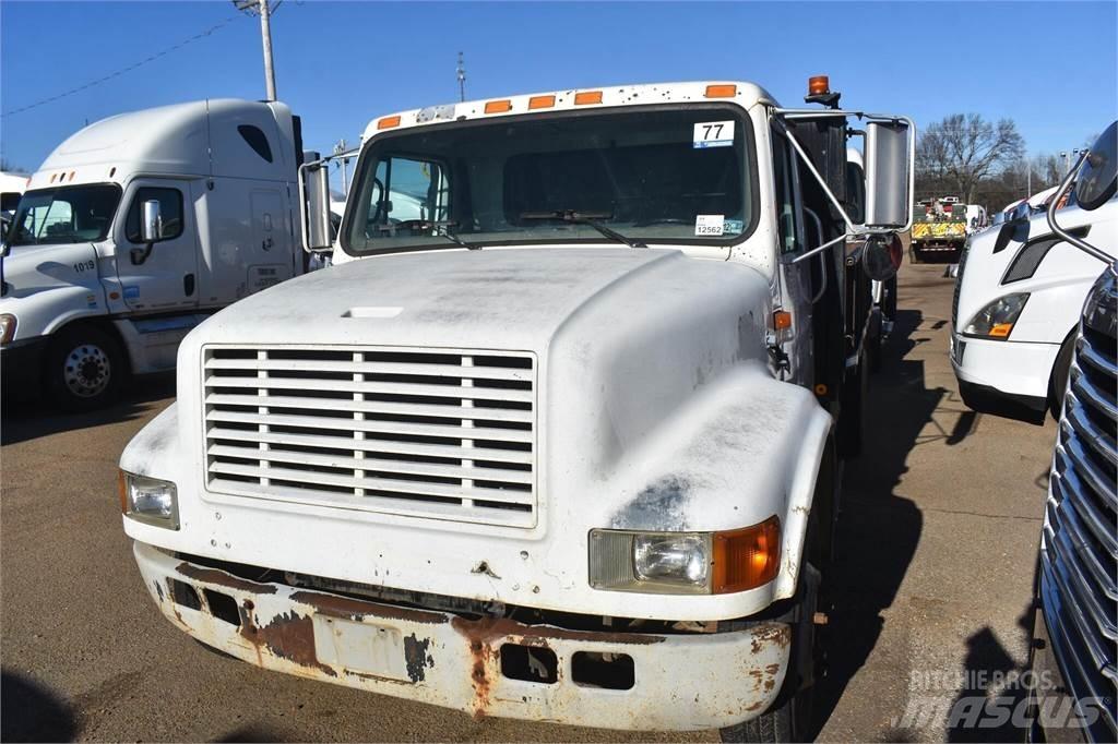 International 4700 Самоскиди