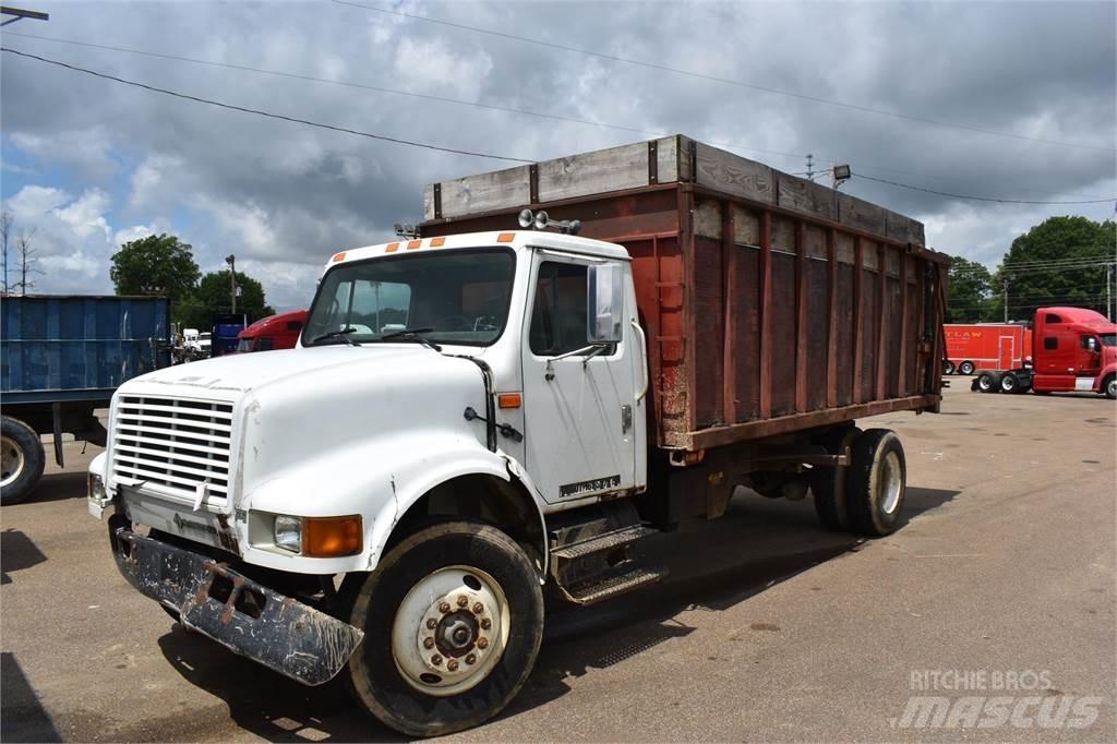 International 4900 Самоскиди