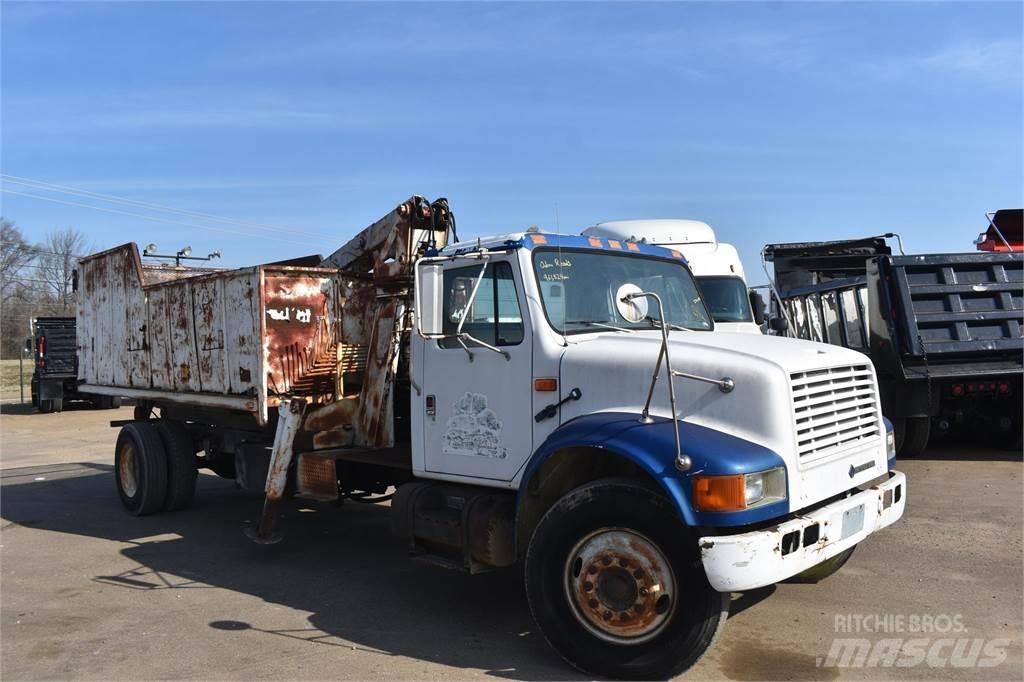 International 4900 Автокрани