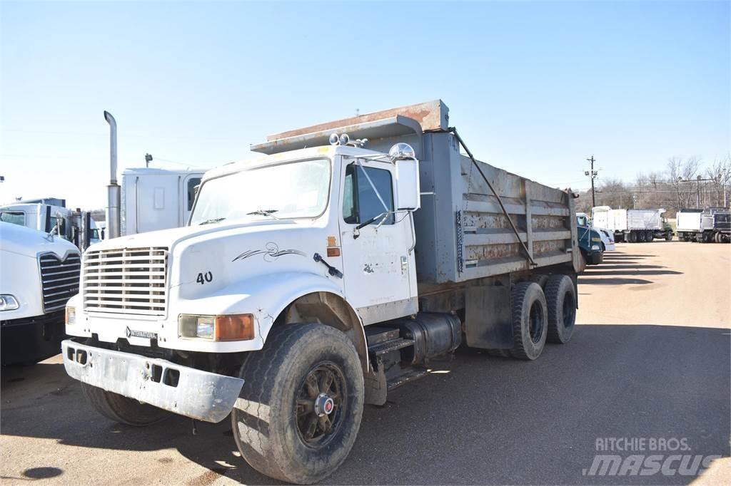 International 4900 Самоскиди