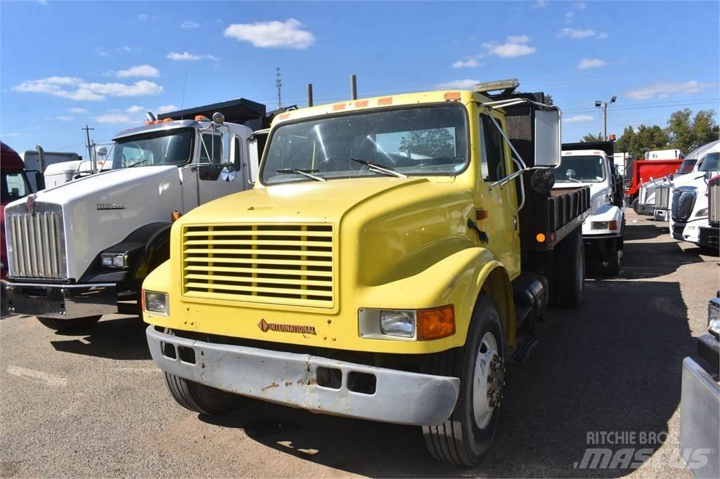 International 4900 Самоскиди