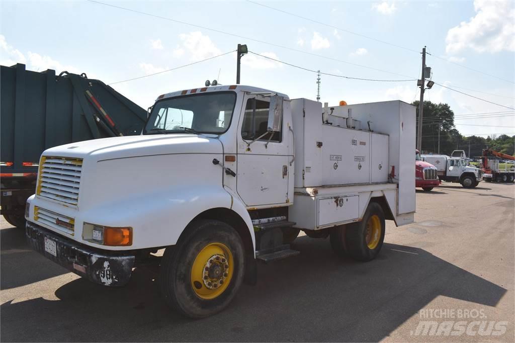 International 8200 Вантажівки-цистерни