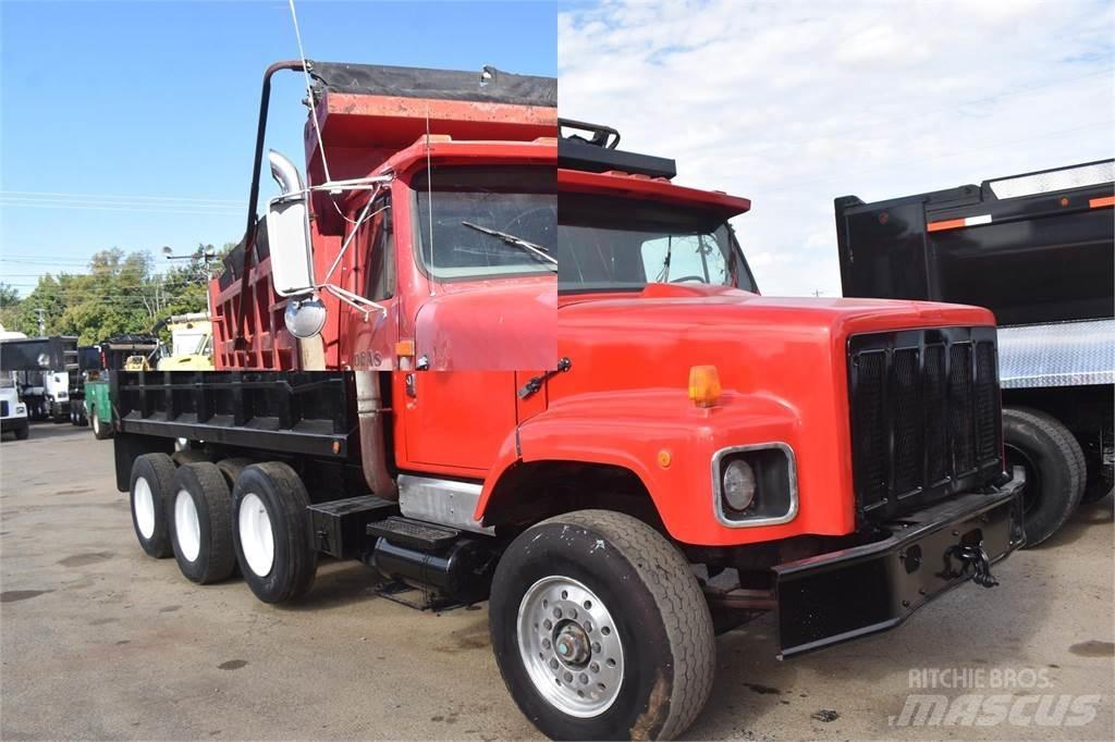 International S2600 Самоскиди