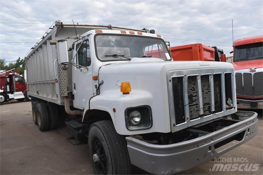 International S2600 Самоскиди