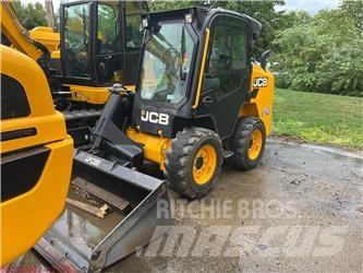 JCB 270 Міні-навантажувачі
