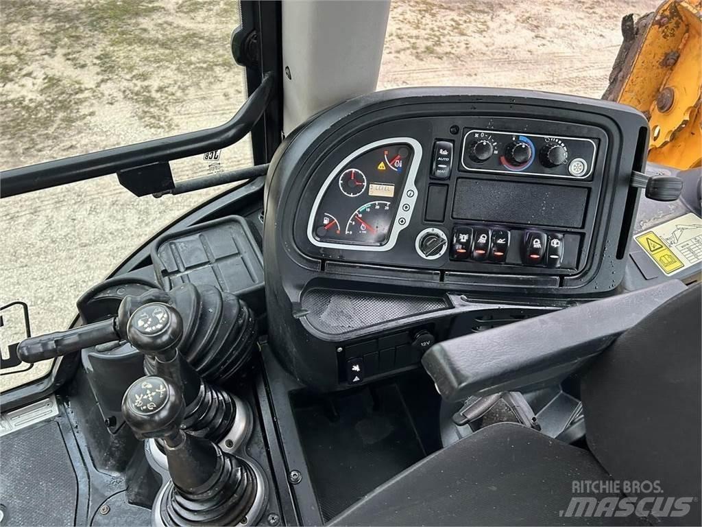 JCB 3CX Екскаватори-навантажувачі