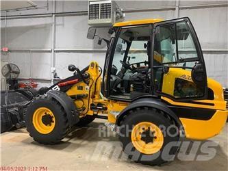 JCB 409 Фронтальні навантажувачі