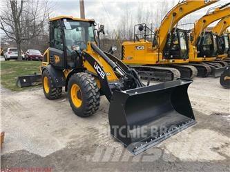JCB 409 Фронтальні навантажувачі