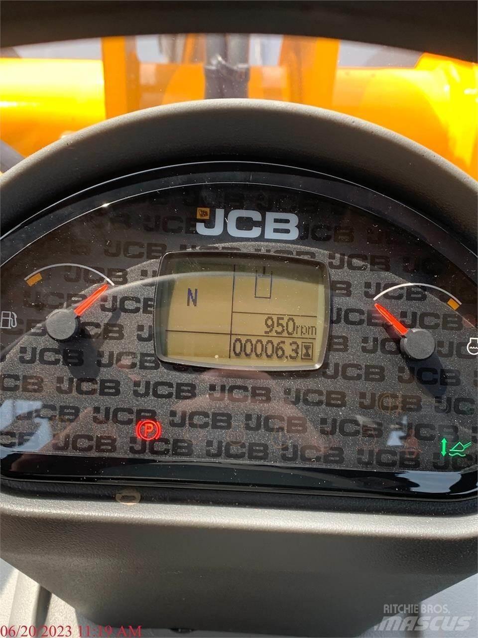 JCB 409 Фронтальні навантажувачі