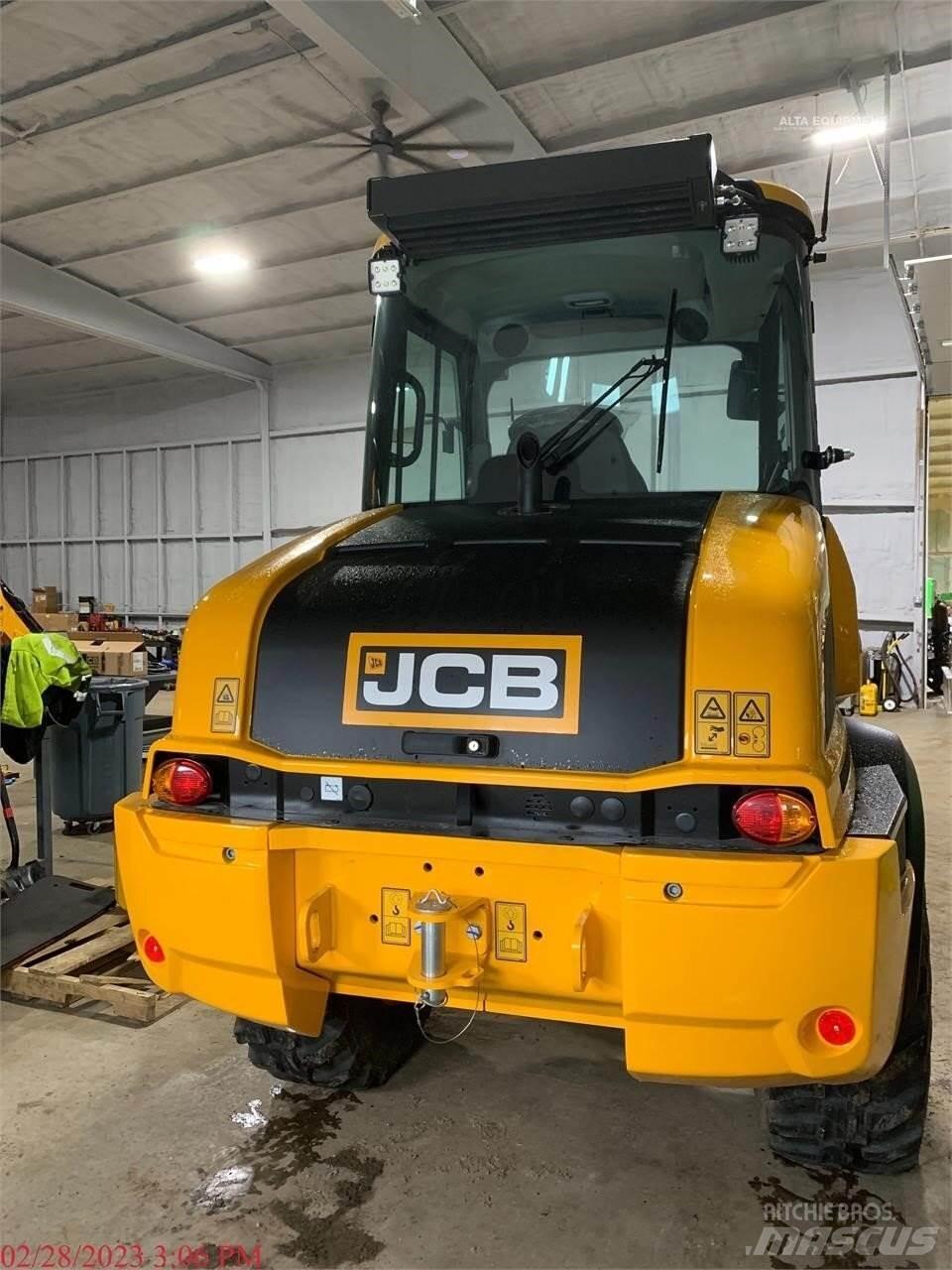 JCB 409 Фронтальні навантажувачі