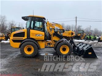 JCB 409 Фронтальні навантажувачі