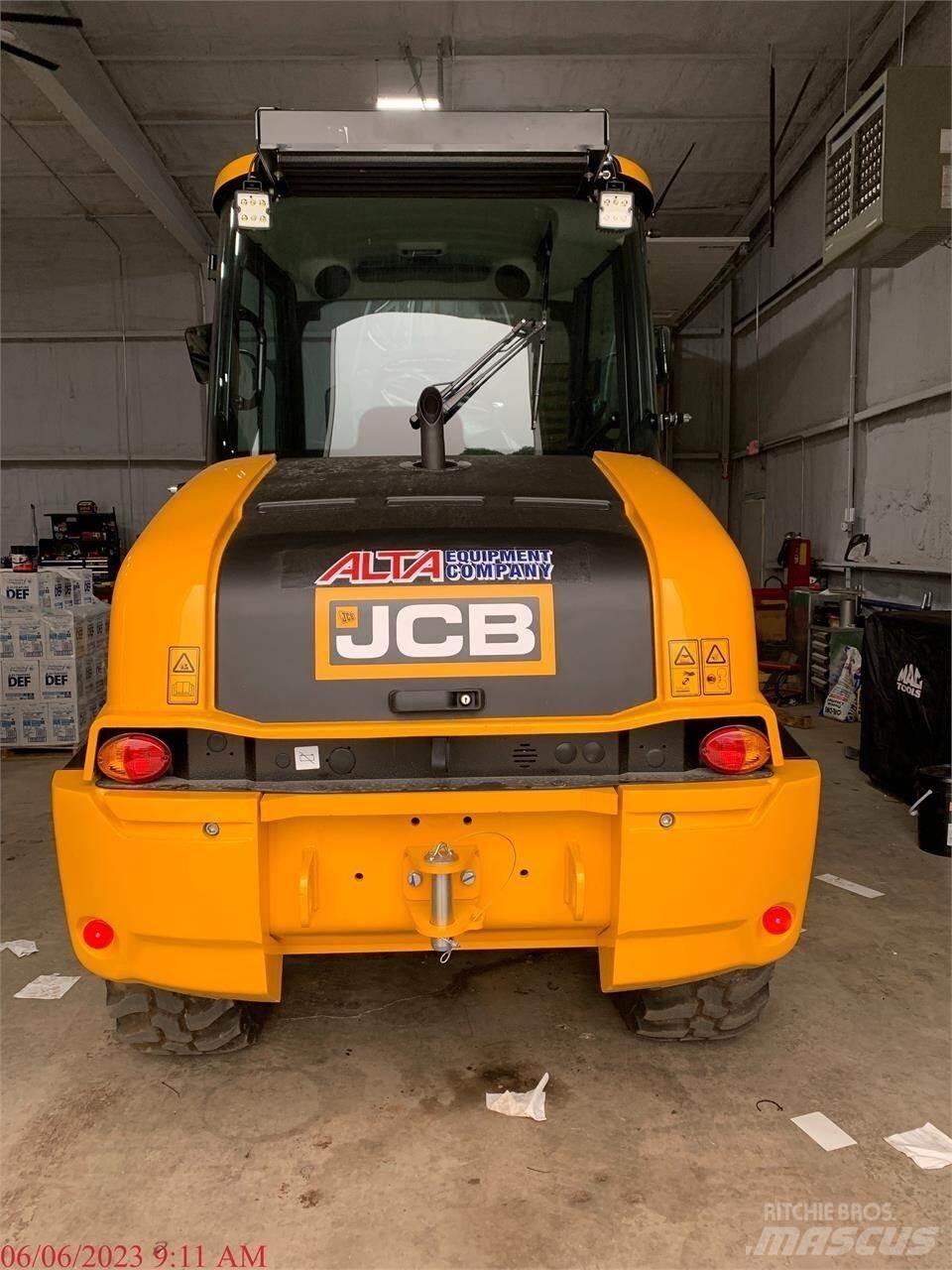JCB 409 Фронтальні навантажувачі