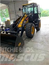 JCB 409 Фронтальні навантажувачі