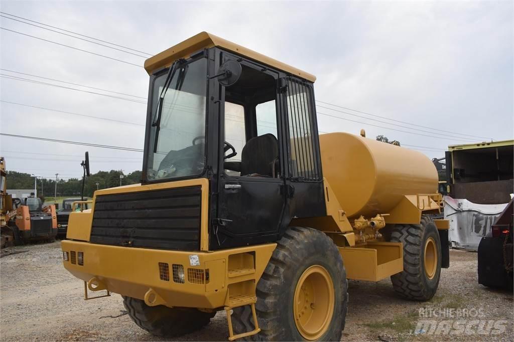 JCB 712 Поливальні машини