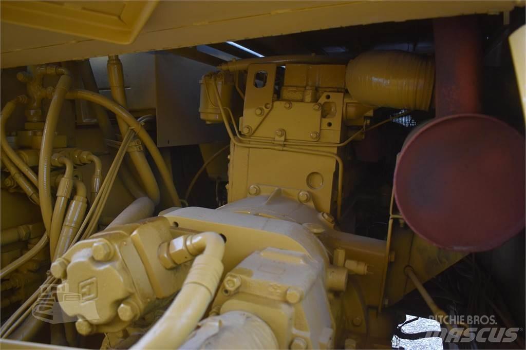 JCB 712 Поливальні машини