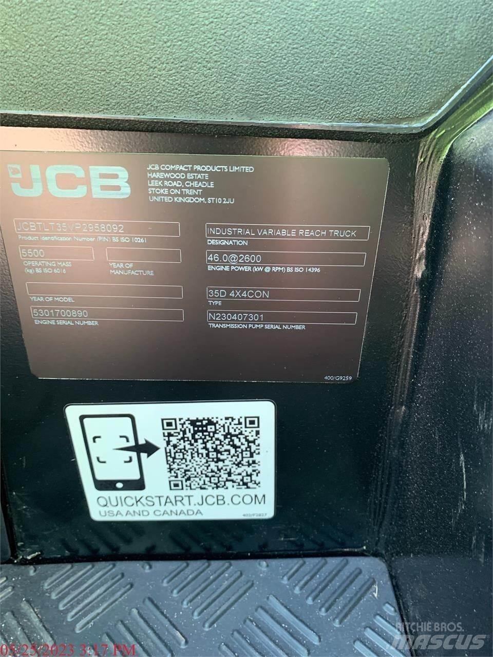 JCB 77-52D Телескопічні навантажувачі