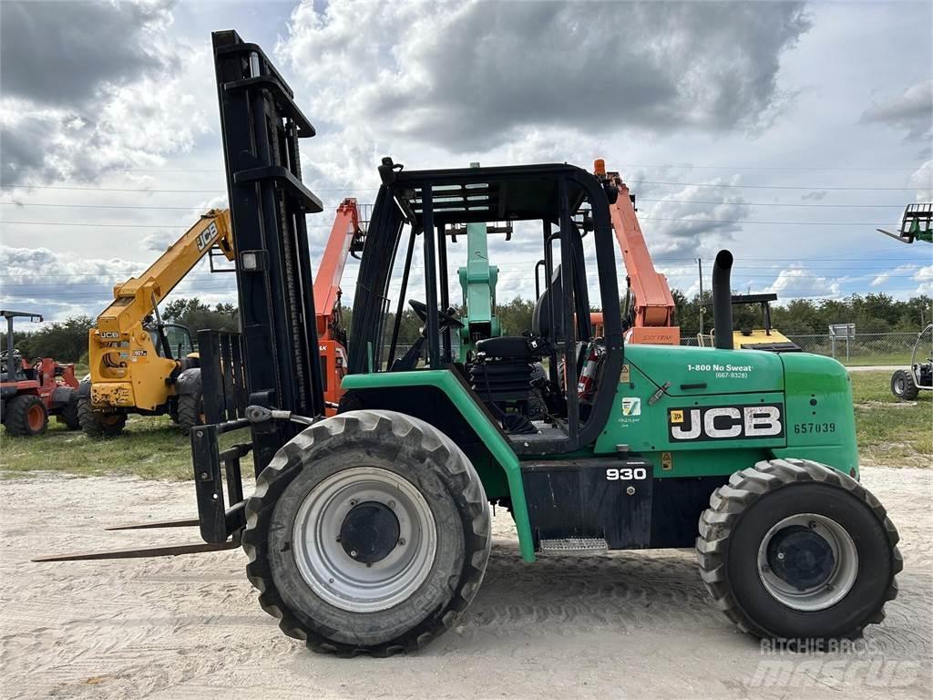 JCB 930 Навантажувачі підвищеної прохідності