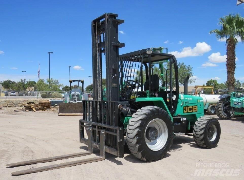 JCB 930 Навантажувачі підвищеної прохідності
