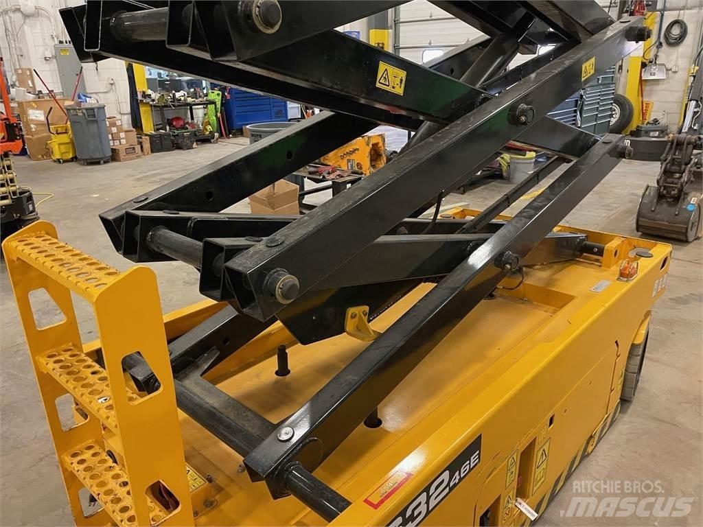 JCB S3246E Підйомники-ножиці