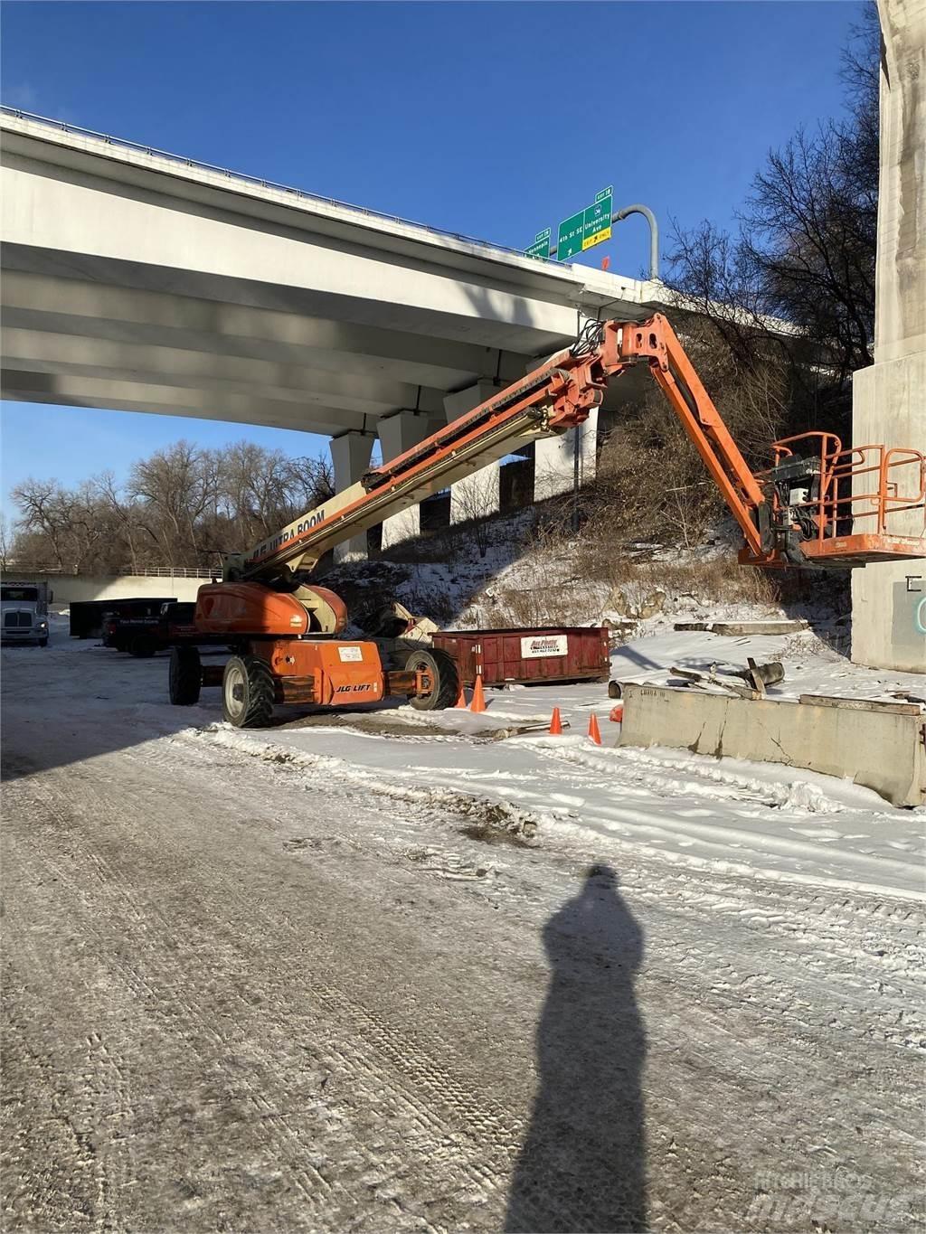 JLG 1350SJP Телескопічні підйомники