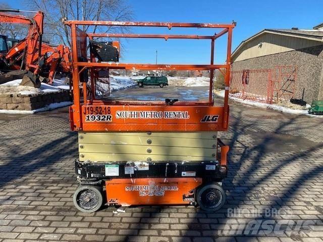 JLG 1932R Підйомники-ножиці