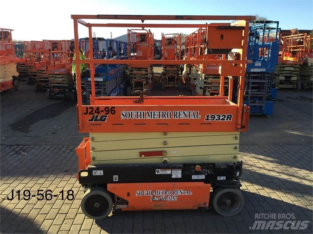JLG 1932R Підйомники-ножиці