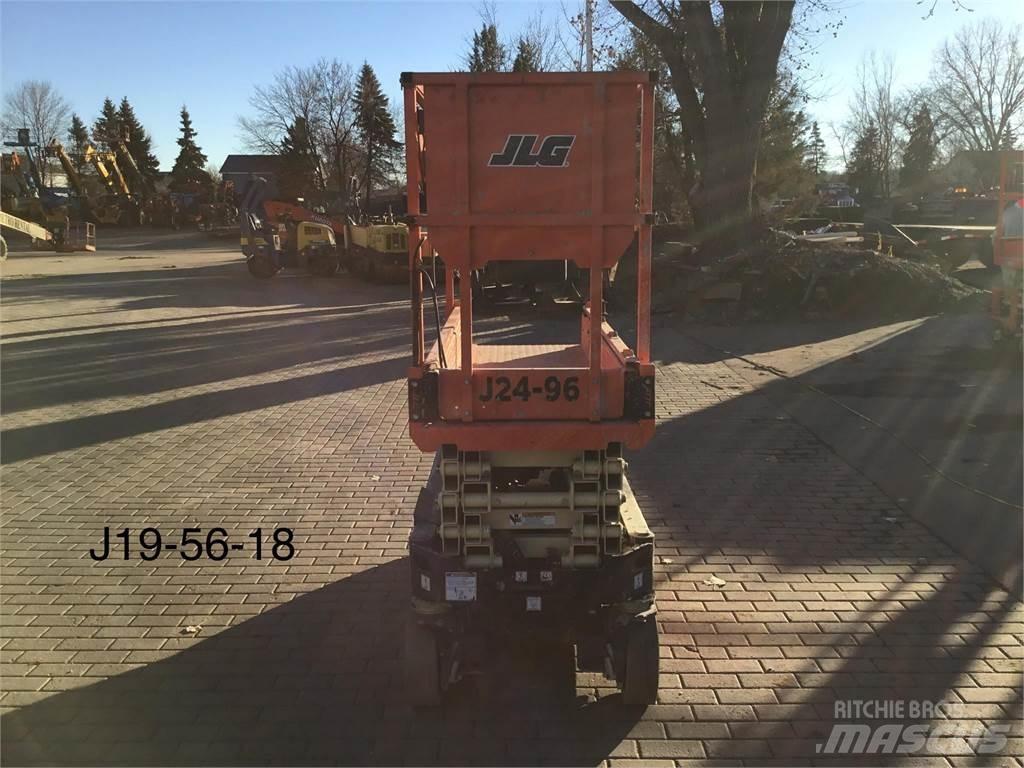JLG 1932R Підйомники-ножиці
