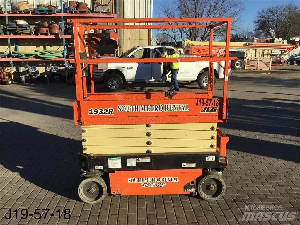 JLG 1932R Підйомники-ножиці
