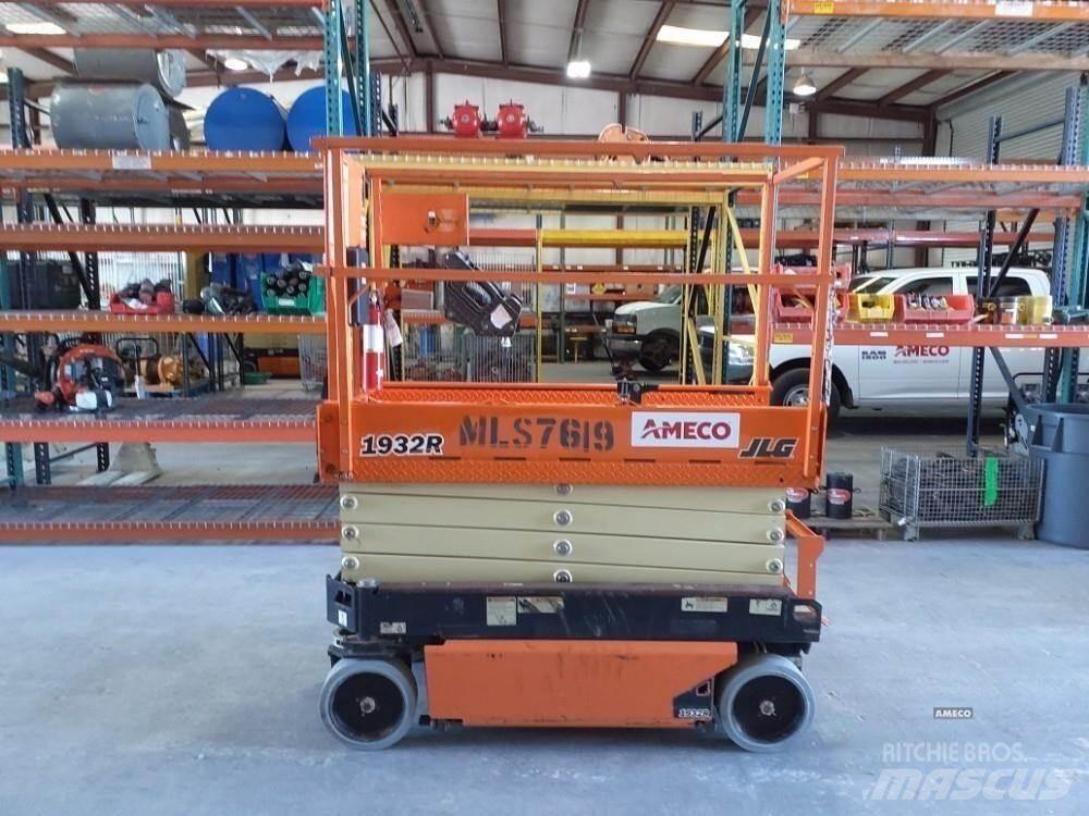 JLG 1932R Підйомники-ножиці