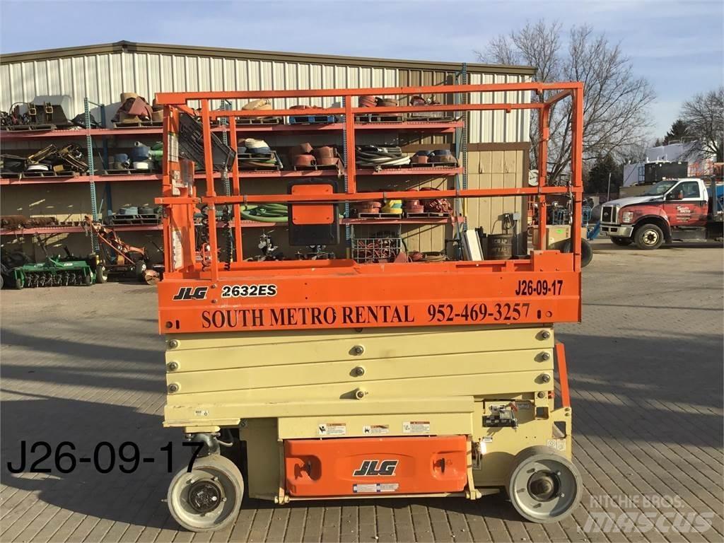 JLG 2632ES Підйомники-ножиці