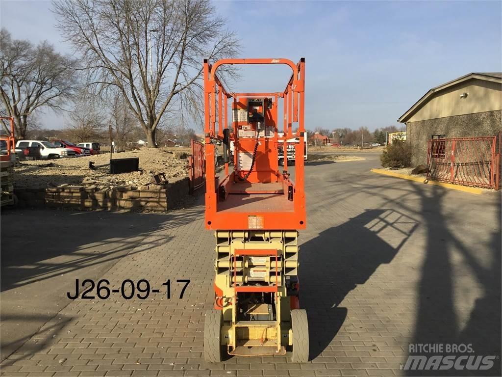 JLG 2632ES Підйомники-ножиці