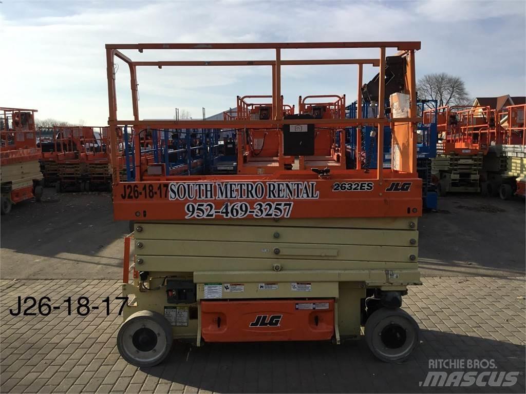 JLG 2632ES Підйомники-ножиці
