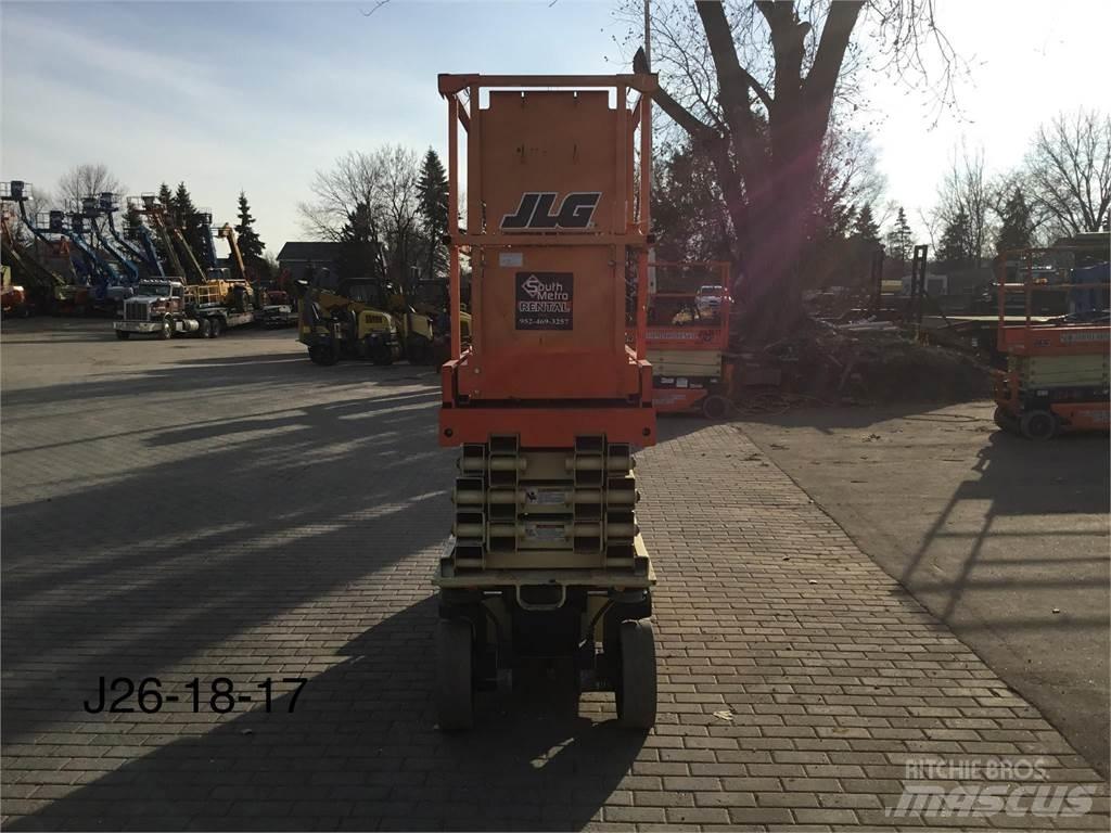 JLG 2632ES Підйомники-ножиці