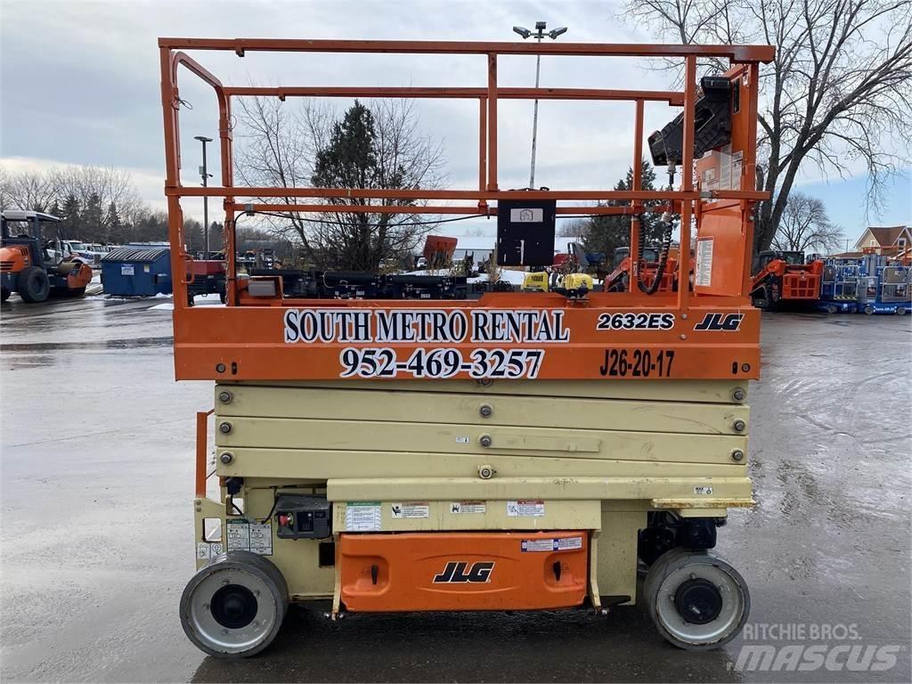 JLG 2632ES Підйомники-ножиці