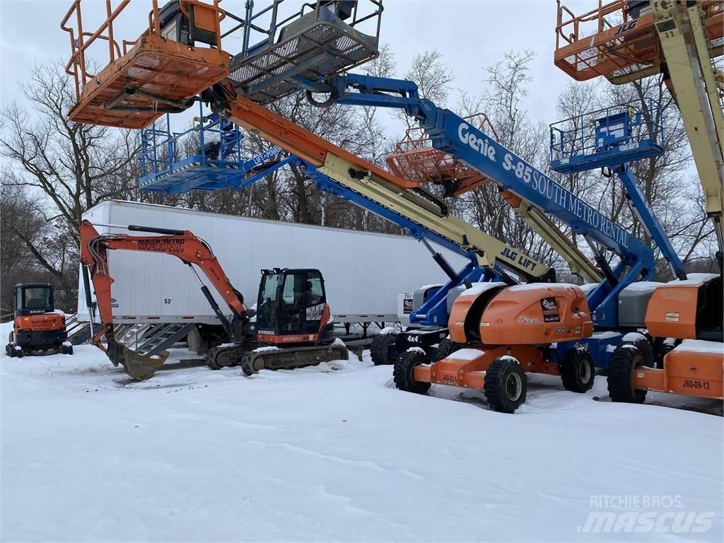 JLG 400S Телескопічні підйомники