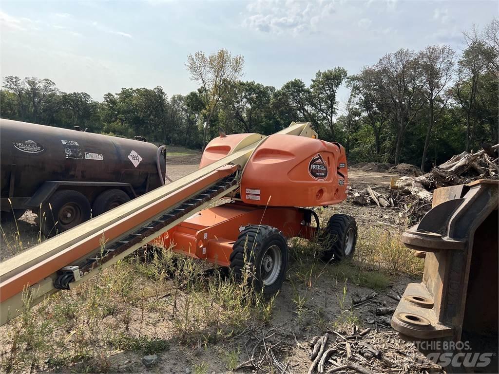 JLG 400S Телескопічні підйомники