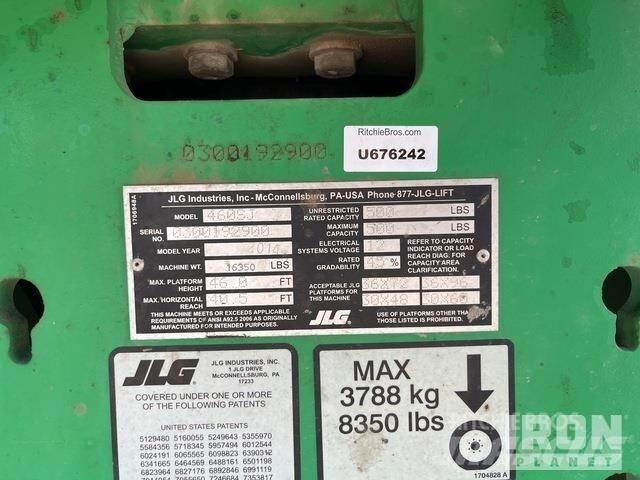 JLG 460SJ Телескопічні підйомники