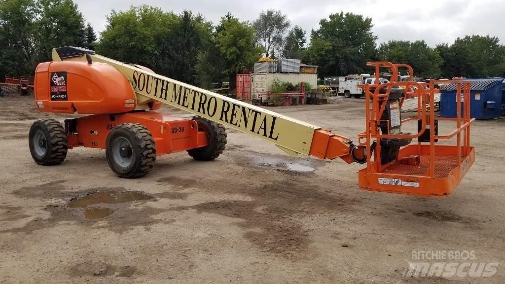 JLG 600S Телескопічні підйомники